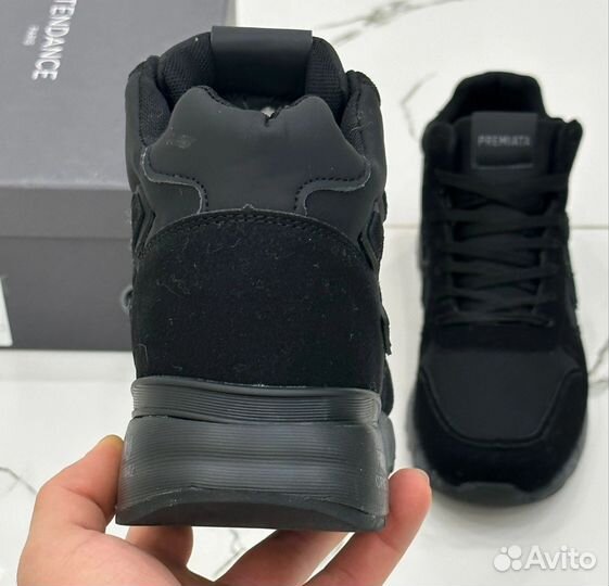 Мужские зимние кроссовки