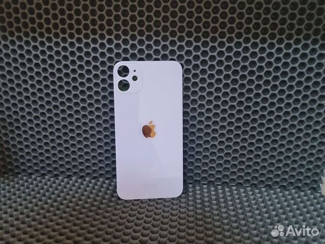 Заднее стекло iPhone 11 фиолетовое