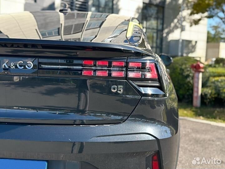 Lynk & Co 05 2.0 AT, 2021, 28 000 км