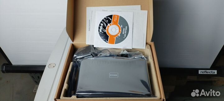Wi-Fi роутер D-Link DIR-330