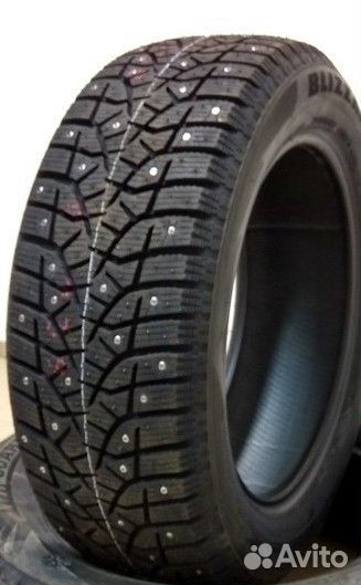 Bridgestone Blizzak Spike-02 SUV 275/50 R20 113T