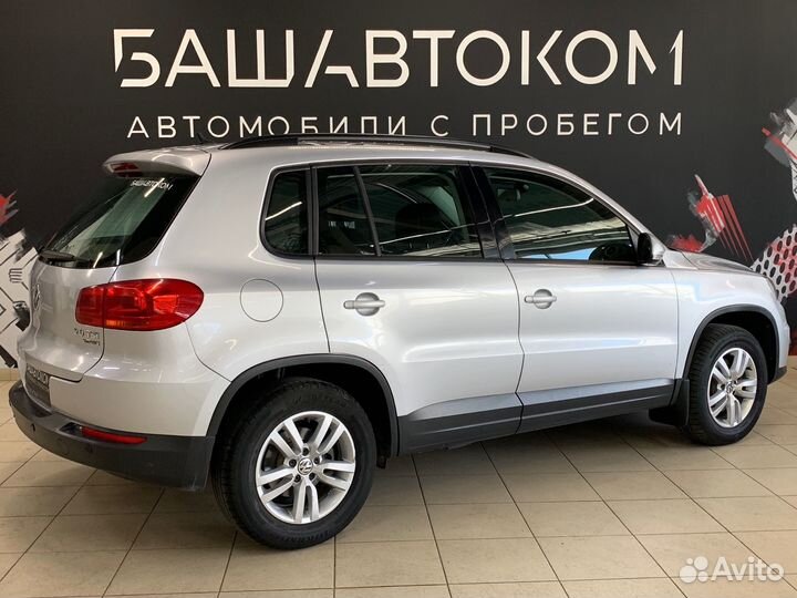 Volkswagen Tiguan 2.0 AT, 2011, 181 570 км