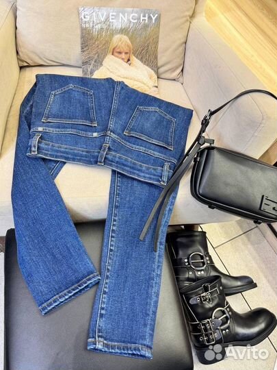 Джинсы Givenchy