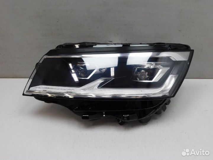 Фара левая Volkswagen California/Caravelle/Multiva