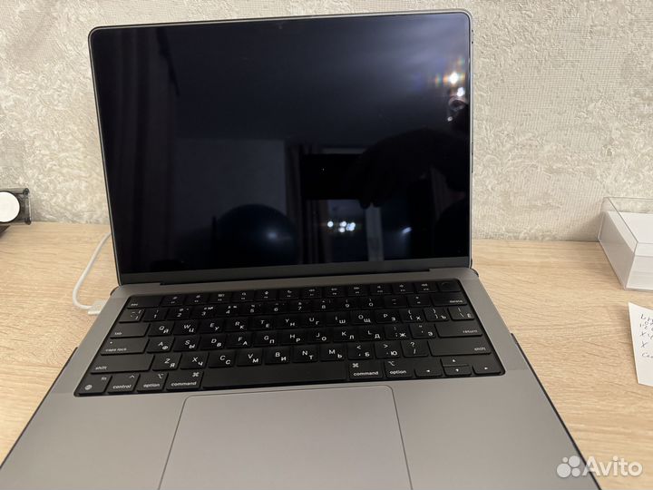 Новый Macbook Pro (2021) m1 MAX 64gb/1tb + чехол