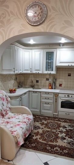 3-к. квартира, 91 м², 3/17 эт.