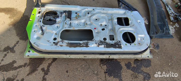 Дверь левая Honda prelude 4