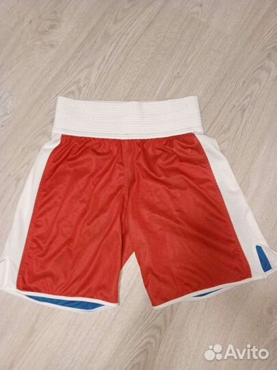 Кимоно для карате и кикбоксинга