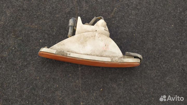 Левый указатель поворота в бампер Деу Леганза