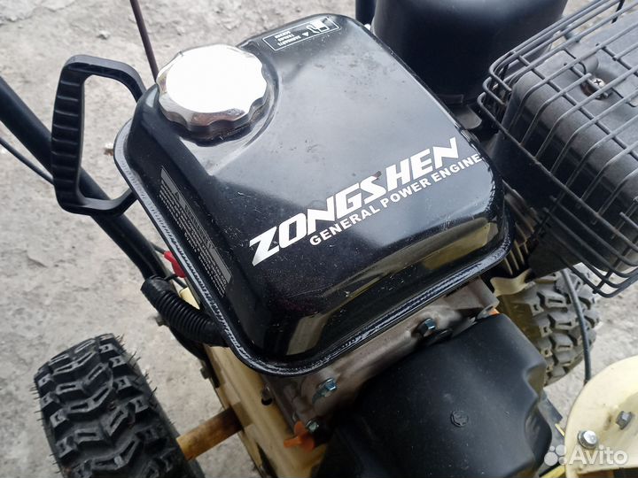 Снегоуборщик бензиновый бу