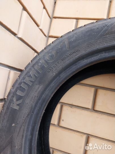 Kumho Crugen Premium KL33 225/55 R18