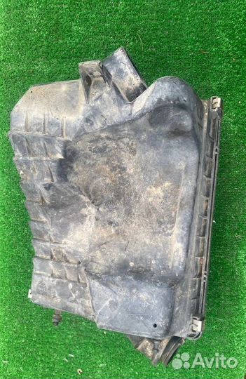 Корпус воздушного фильтра Opel Astra 1.7 2001