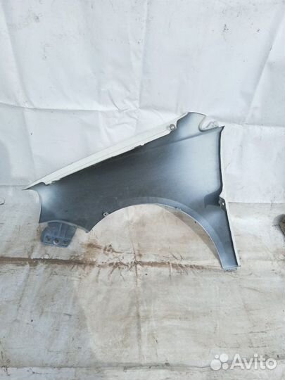 Крыло переднее правое Volkswagen Polo