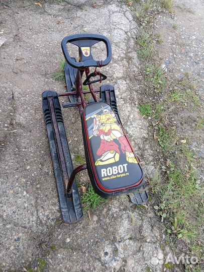 Детский снегокат бу