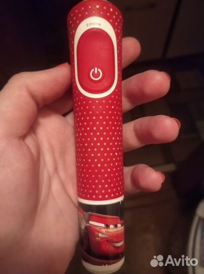 Электрическая щётка детская oral b