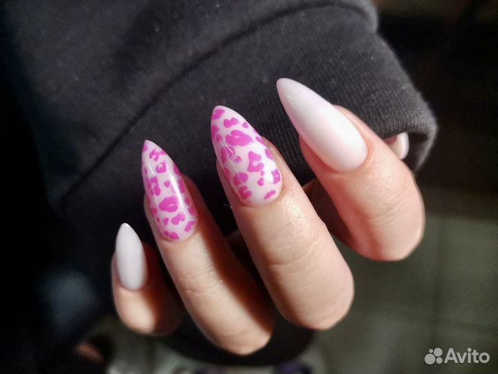 Маникюр и педикюр