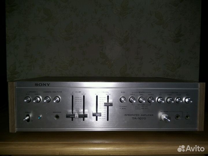 Усилитель Sony Ta-1070