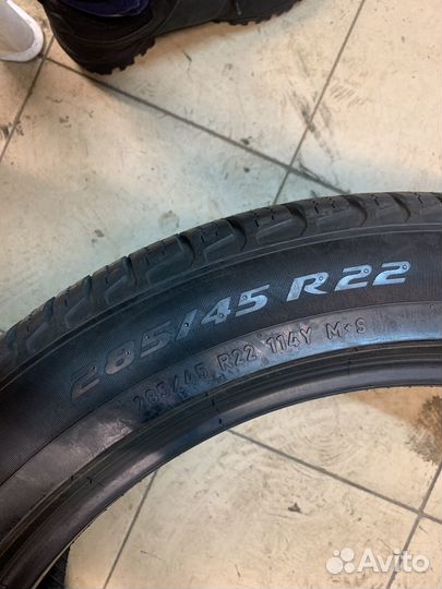 Pirelli Scorpion Zero 285/45 R22 114Y