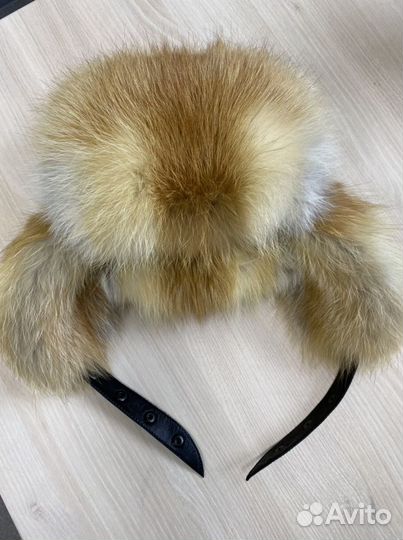 Шапка ушанка из меха лисы