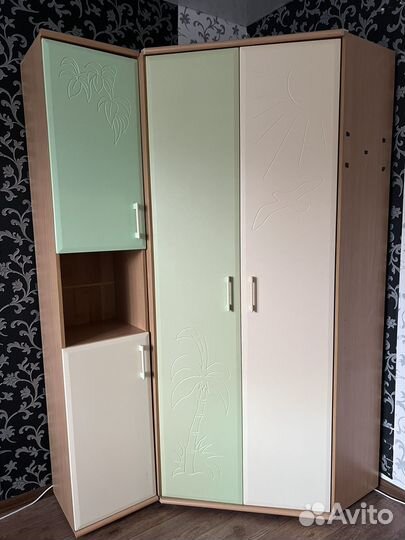 Продам детский шкаф