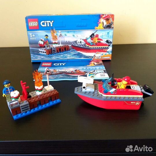 Конструктор Lego City 60213 Пожар в порту