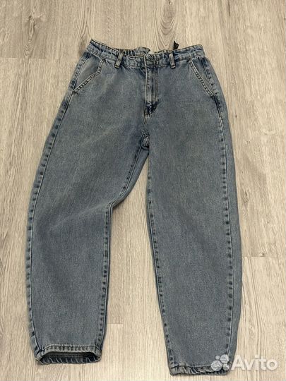 Джинсы мужские