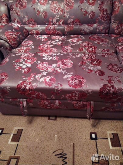 Угловой диван