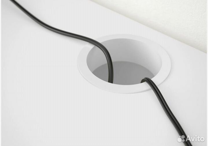 Компьютерный стол IKEA