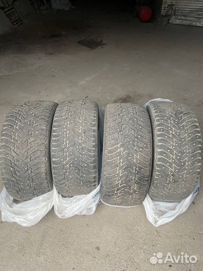 Nokian Tyres Hakkapeliitta 8 255/40 R19 100