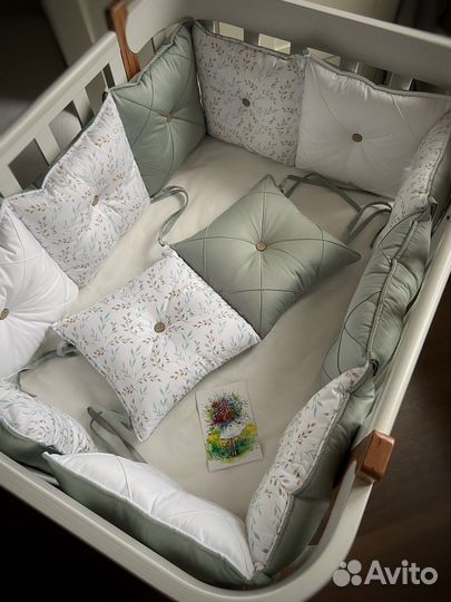 Сплошные бортики в кроватку