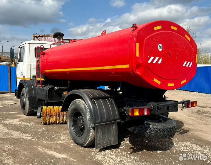 Поливомоечная машина ко-806