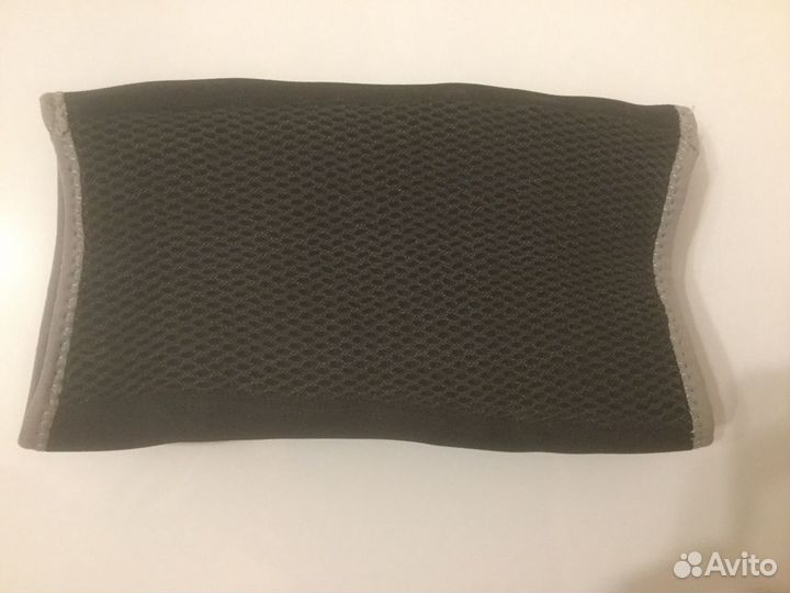 Наколенник Demix XS