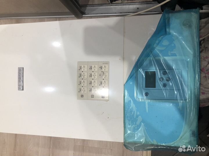 Продам настенный двухконтурный котел Boch 6000 24