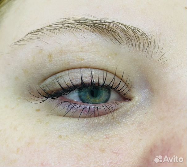 Стрейчинг ресниц