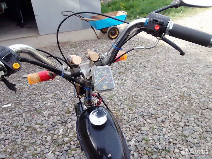 Трёхколёсный бензиновый грузовой велосипед