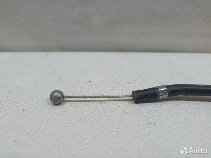 Трос открывания капота Volkswagen Jetta A6 cfna