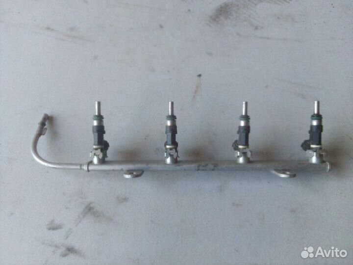 Топливная рампа Mitsubishi Lancer 10 1.8 2010