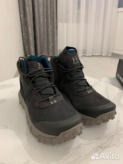 Ботинки Under Armour MG Valsetz Trek Mid L WP