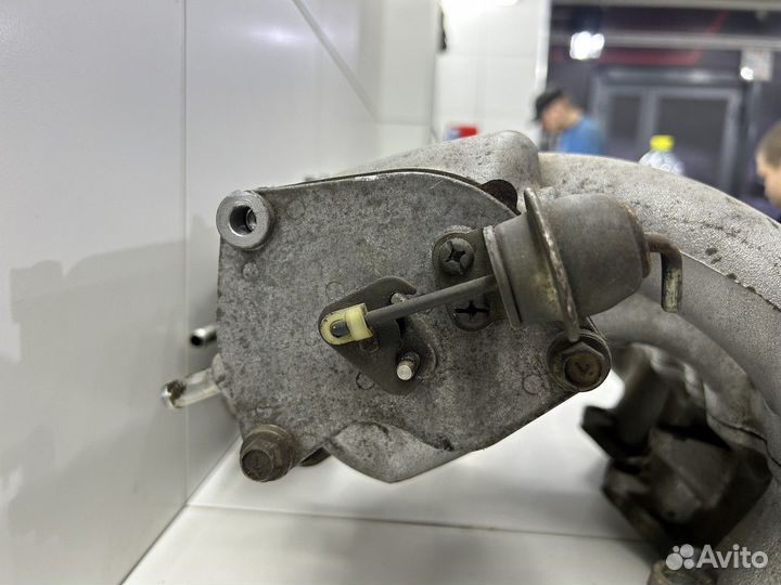 Коллектор впускной (Nissan Murano)