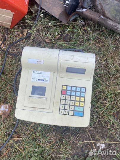 Два кассовых аппарта и принтер