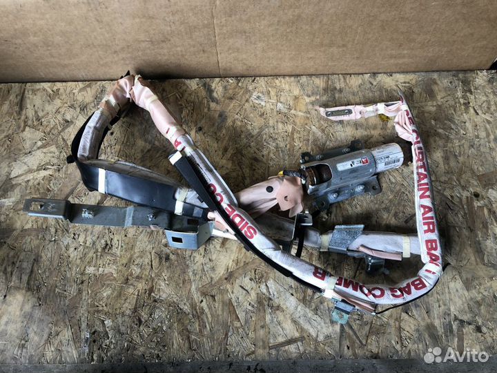 Шторка безопасности honda civic 8 5d правая