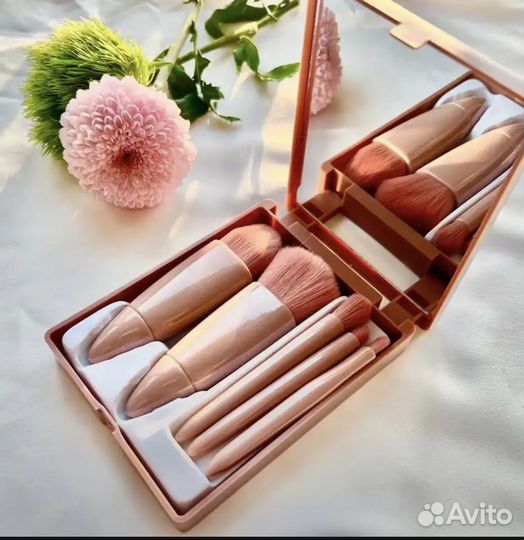 Набор кистей для макияжа