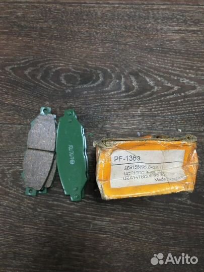 Тормозные колодки переднее Toyota Corolla JZS155