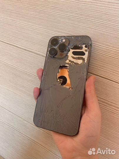 Замена задней крышки iPhone