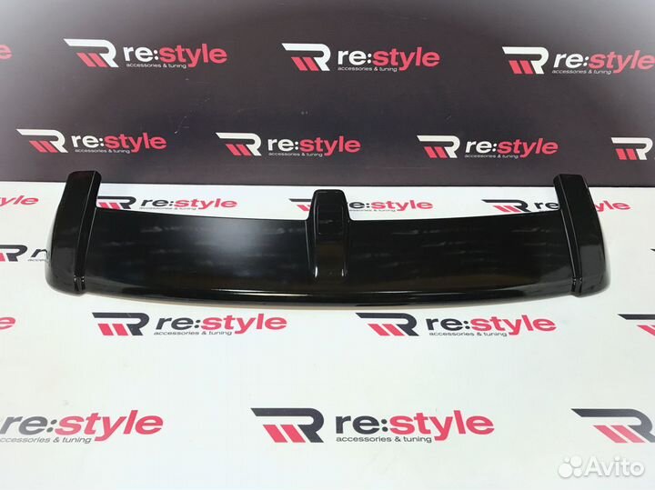 Спойлер на Honda CR-V 06-11г Черный