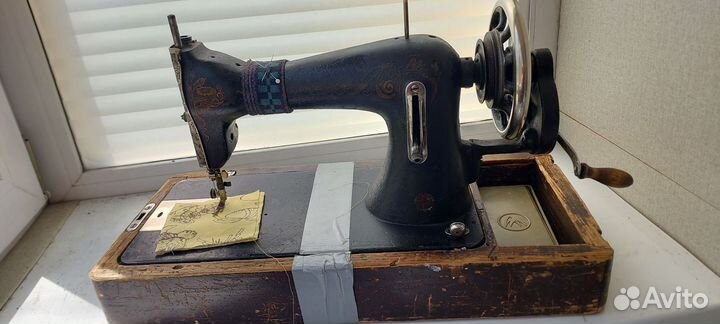 Швейная машинка ручная