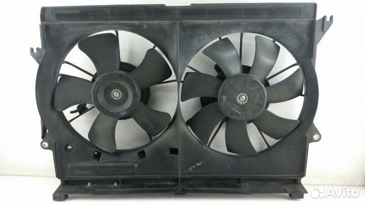 Диффузор радиатора Toyota Avensis AZT250 2004