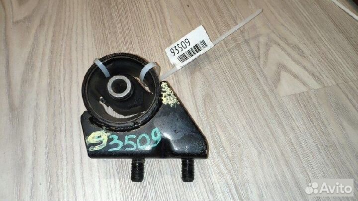 Подушка двигателя передняя Mazda Tribute EP3W