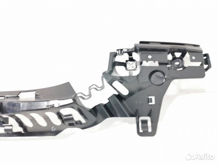 Кронштейн крепления бампера заднего BMW 4