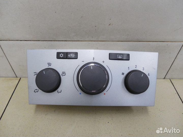 Блок управления отопителем Astra H / Family 2004-2